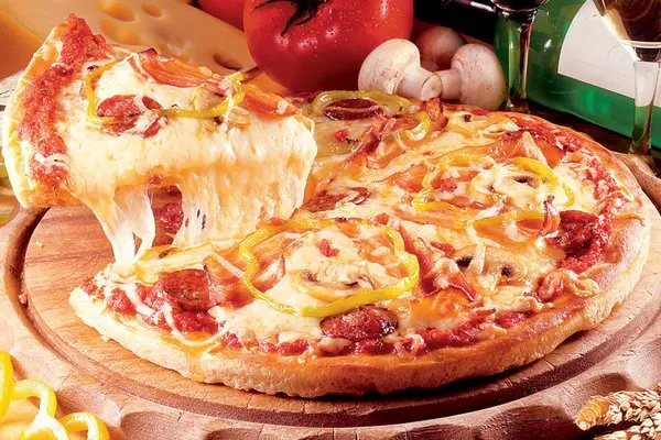 Pizza Salami 