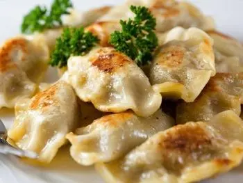 Pierogi z ziemniakami i bekonem
